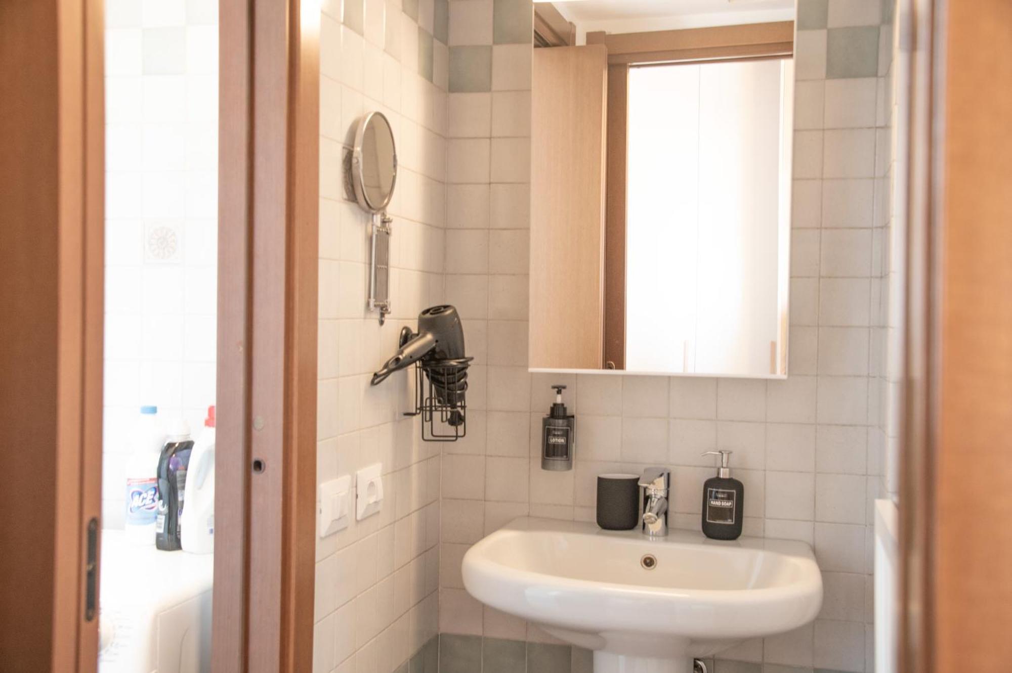 Apartamento 1974 Il Tuo Posto A Gessate Exterior foto